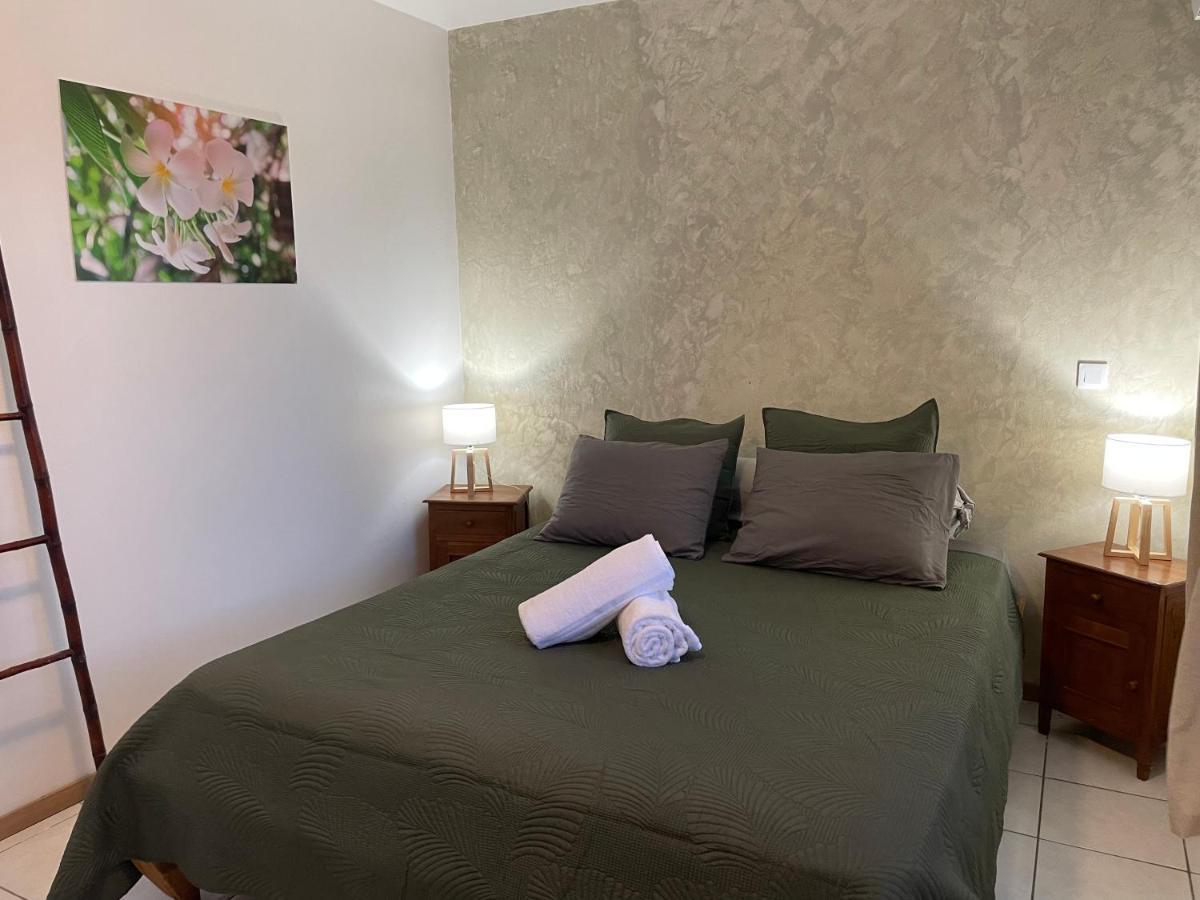 Moehani Beach Lodge Punaauia  Extérieur photo